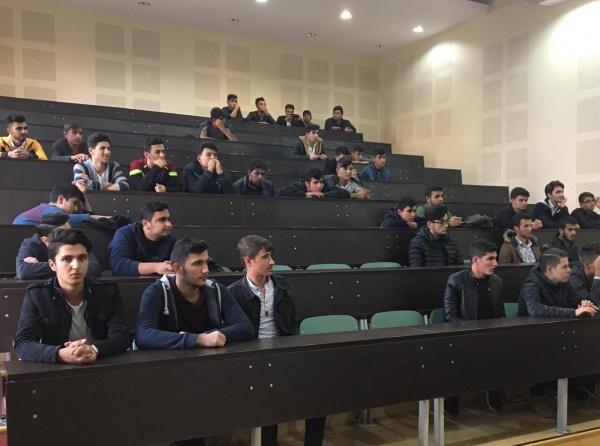 12. Sınıflar Gaziantep Üniversitesi´ni Gezdiler